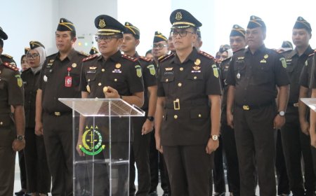 Kajati Lantik Sejumlah Pejabat di Lingkup Kejati