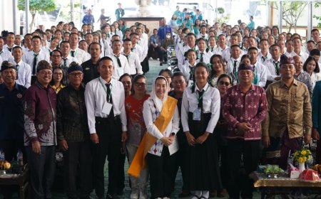 Buka PKKMB STAH Dharma Sentana, Wawali Minta Mahasiswa Berpikir Kritis dan Solutif
