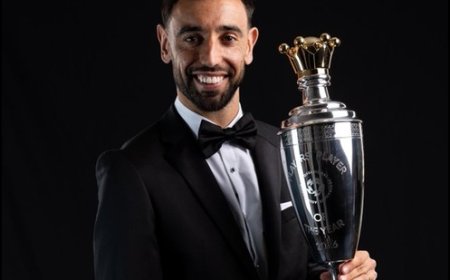 Dapat Suara Terbanyak, Bruno Fernandes Jadi Pemain Terbaik PFA Musim 2025/2026