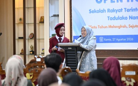 Wagub Reny Kagum Siswa Sekolah Rakyat Fasih Pidato Bahasa Asing