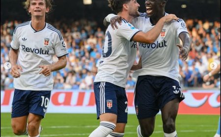 Como 1907 Bungkam Napoli 2-1 di Stadion Diego Maradona