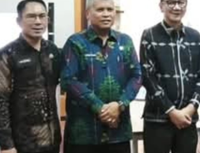 Pemkab Poso Koordinasikan Program Bantuan Pendidikan
