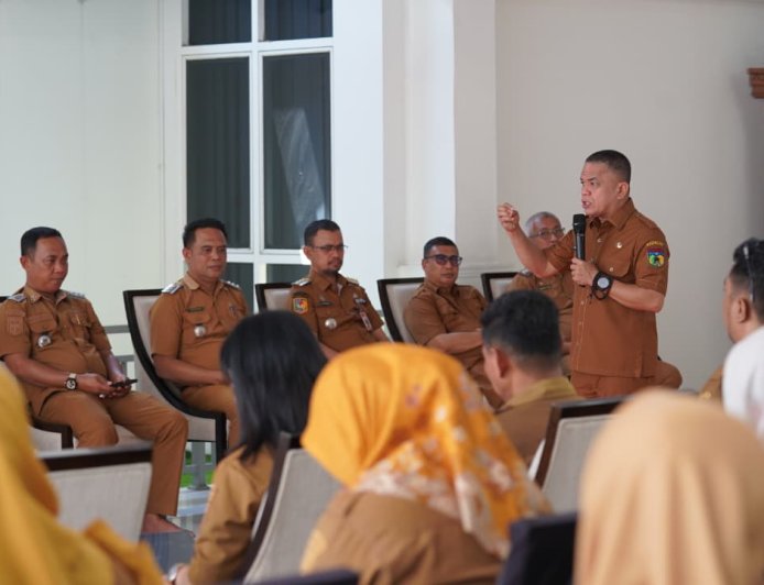 Wali Kota Minta Seluruh Camat Perhatikan Keamanan
