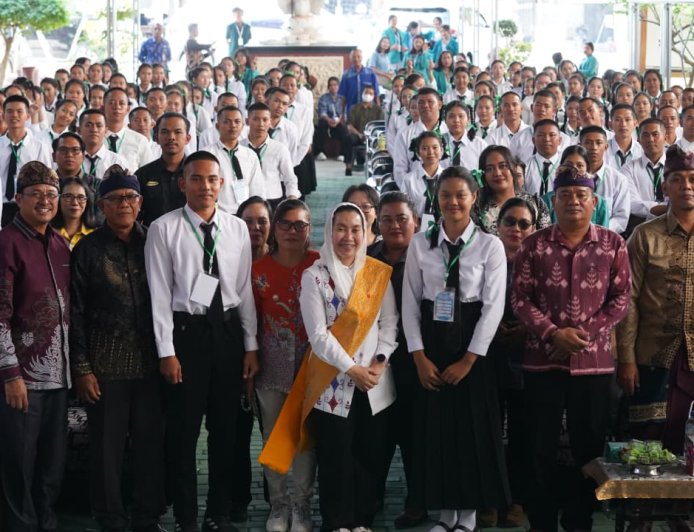 Buka PKKMB STAH Dharma Sentana, Wawali Minta Mahasiswa Berpikir Kritis dan Solutif