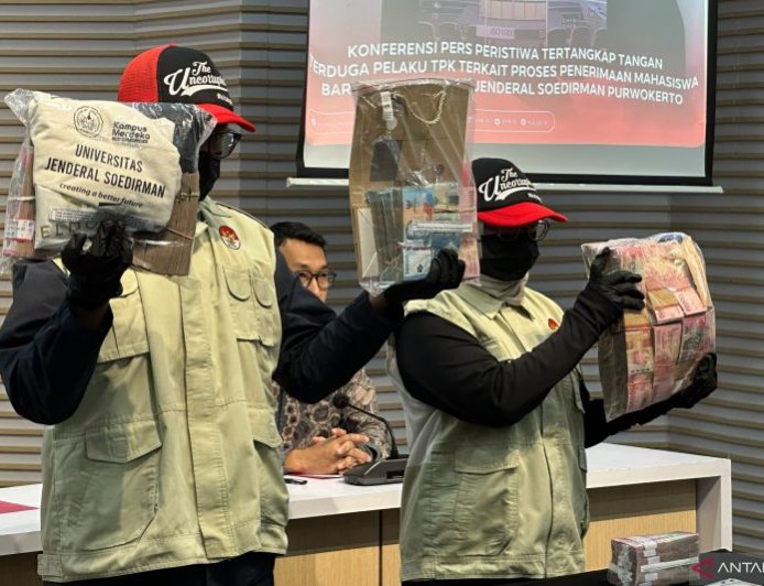 Warek Unsoed Diduga Peras Ortu Calon Mahasiswa Baru Rp650 Juta, KPK Jelaskan Kronologinya