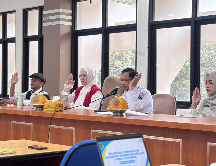 Bukan Sekadar Merangkai Kata, Pemkot Asah Kemampuan Public Speaking Kaum Perempuan