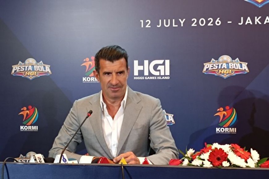 Luis Figo Desak Presiden FIFA Gianni Infantino Mundur