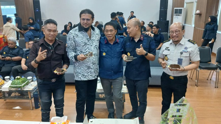 HUT Kakanim Akmal Dihadiri Pengacara Sri Dharen dan Penyanyi Udin Leaders