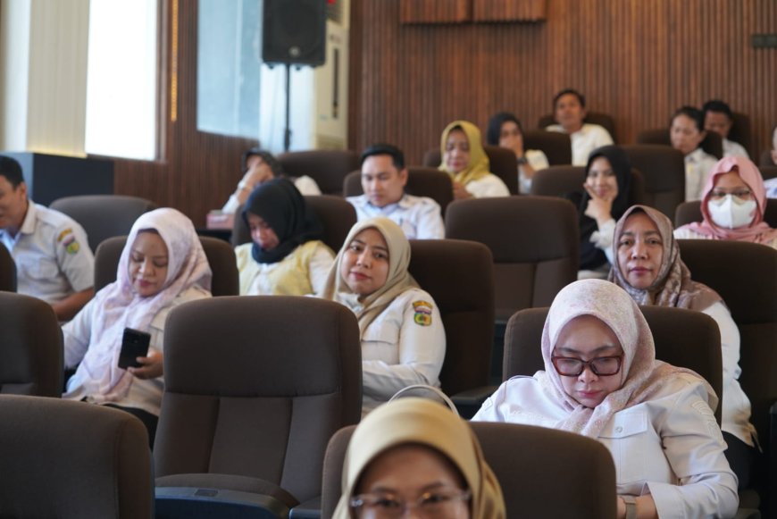 Buka Sosialisasi Program ASN Emas, Sekdakot Berharap ASN Mampu Kelola Keuangan