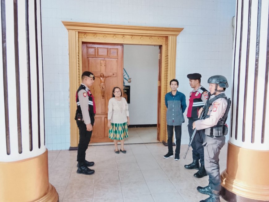 Polisi di Poso Gelar Patroli Presisi di Sejumlah Gereja