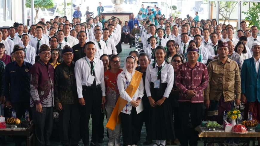 Buka PKKMB STAH Dharma Sentana, Wawali Minta Mahasiswa Berpikir Kritis dan Solutif