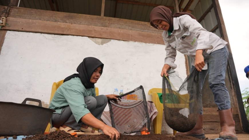 Kelompok Tani Binaan IMIP Olah Sampah Organik Jadi Bernilai