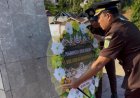 Peringati Hari Lahir Kejaksaan, Kejari Poso Ziarah di TMP Kawua