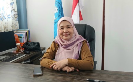 Plt Kepala SMKN 8 Palu Klarifikasi Biaya Tur-Lap dan Kartu Siswa