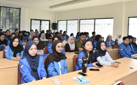 Untad Bekali Calon Alumni Keterampilan Digital dan AI