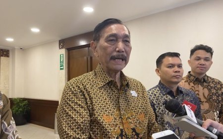 Luhut: Uji Coba Transfer Tunai Bansos Dimulai Kuartal I-II 2027
