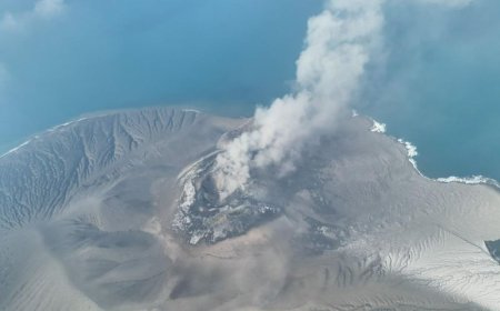 BNPB Siapkan OMC Untuk Luruhkan Abu Erupsi Anak Krakatau