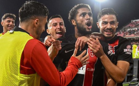Monza Cetak Kemenangan Perdana dengan Bungkam Sassuolo 2-1