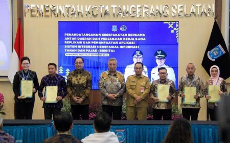 Bupati Poso Hadiri Penandatanganan Kerja Sama Replikasi SISGITA