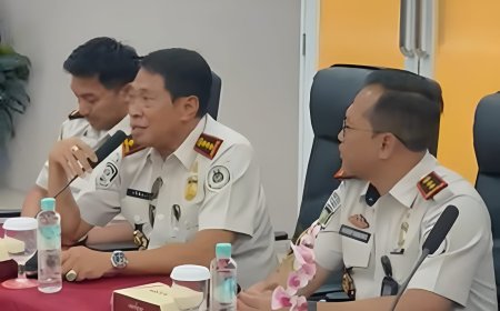 Imigrasi Palu Serap Inovasi Layanan Publik Kanim Tanjung Perak