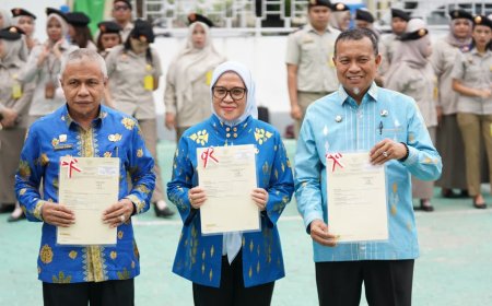 Momentum HANTARU 2026, Pemkot Palu Terima Sertipikat Hak Pakai untuk Sekolah dan Aset Daerah