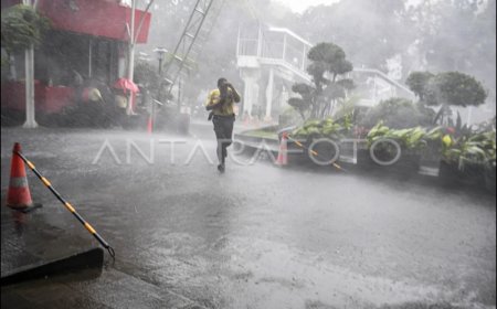 BMKG: Mayoritas Wilayah Indonesia Berpotensi Diguyur Hujan Pada Sabtu