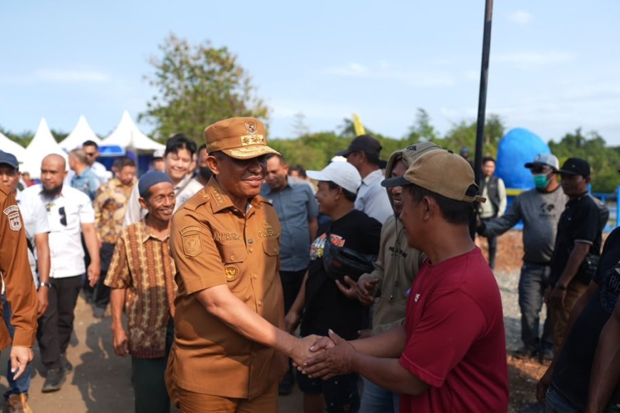 Gubernur Resmikan Proyek Cekdam Karuapa, Industri Diingatkan Tak 'Serobot' Air Warga