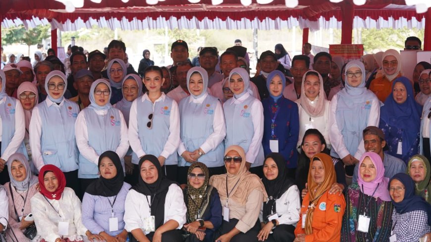 Selvi Gibran Ajak Warga Pilih Sampah dari Rumah
