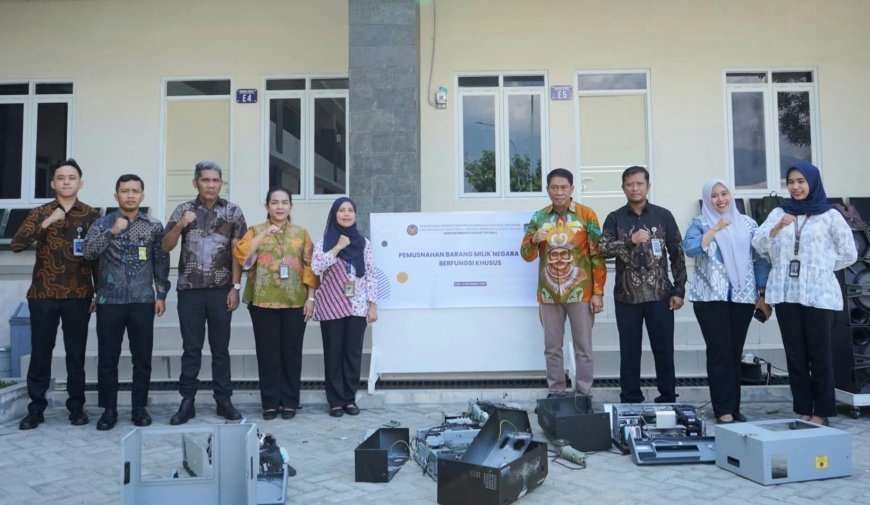 Empat Printer Paspor Rusak Berat Dimusnahkan Kantor Imigrasi Palu