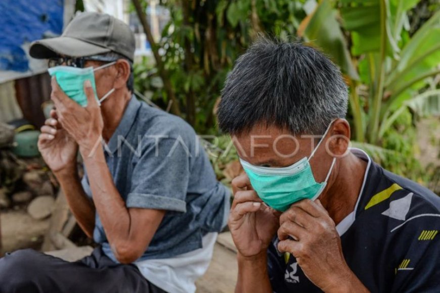 Kemenkes: 3,3 Juta Lansia Berisiko Terdampak Abu Erupsi Anak Krakatau