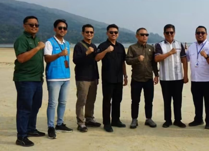 Danau Poso Menyusut 2 Cm Per Hari Pasokan Listrik Sulteng Terancam