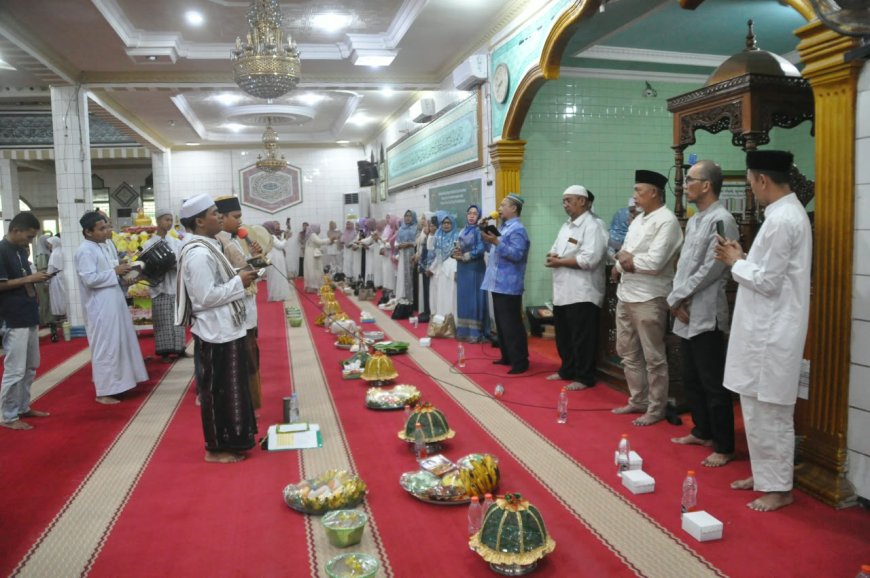 Pemkot Palu Ajak Cetak Generasi Zaman Now yang Berakhlak Mulia di Momen Maulid Nabi