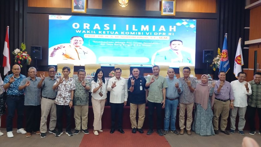 Untad Hadirkan Nurdin Halid Kuliah Umum, Empat Mahasiswa Dapat Hadiah Umrah