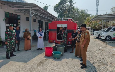 TNI Poso Pesisir Salurkan Bantuan Air Bersih ke Warga