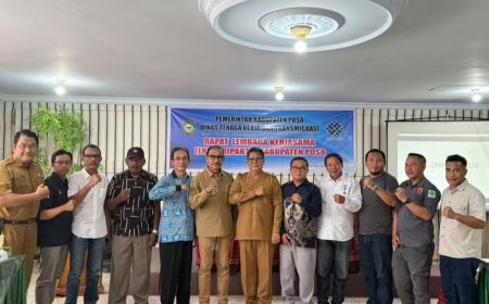 Buka Rapat Pleno LKS Tripartit, Wabup Poso Dorong HI yang Harmonis dan Berkeadilan