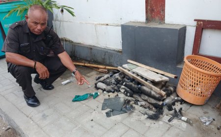 SMKN 2 Palu Laporkan Pelemparan Bom Molotov ke Polisi