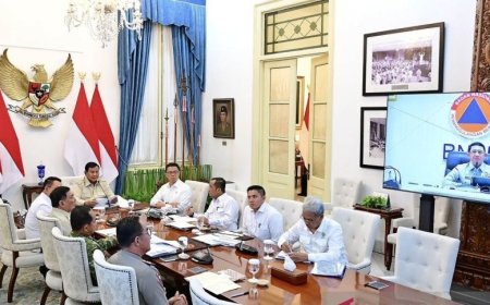 Seskab: 60.000 Lebih Personel Dukung Operasi Darat Pemadaman Karhutla