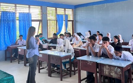 Siswa SMAN 1 Lore Utara  Dibekali Ilmu Financial Planning