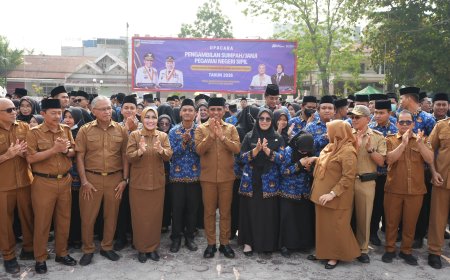 Gubernur Lantik 422 PNS Pemprov Sulteng, Minta Tetap Sabar Hadapi Tantangan Fiskal