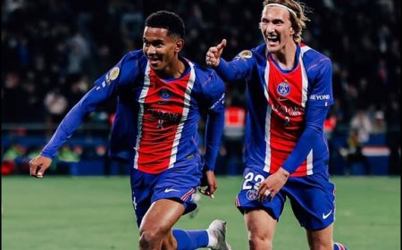 Menang 0-2 Lawan Lyon, Paris Saint-Germain Kini Berada di Puncak Klasemen