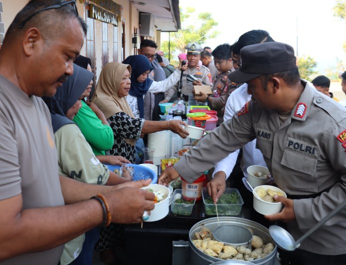 Sertijab Rasa Piknik: Cara Unik Kapolres Donggala Dekatkan Polisi dan UMKM