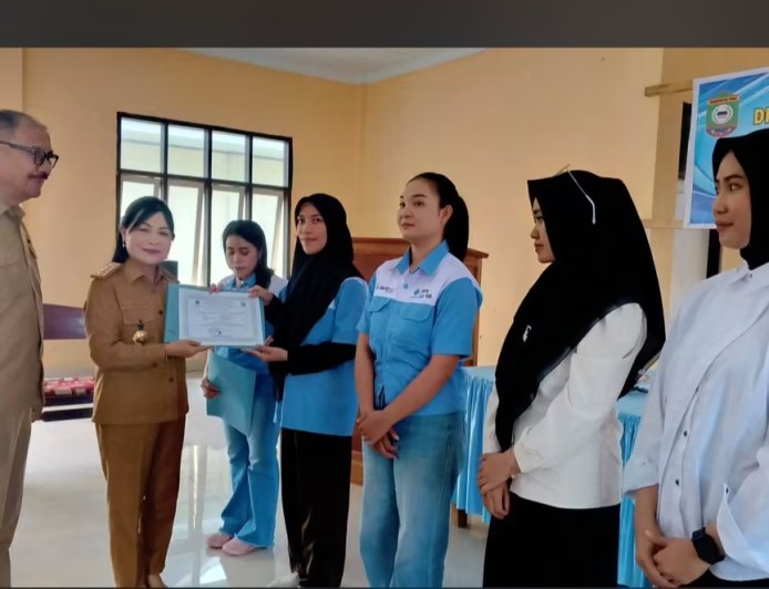 Sertifikat Saja Tak Cukup! Sekda Poso Tantang Alumni ABT Batch 4 Buktikan Diri di Dunia Kerja