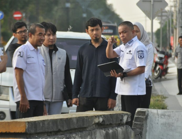 Pemkot Palu Tata Kawasan Jembatan Moh. Yamin, Buat Jalur Pedestrian dan Tambah Lampu Jalan