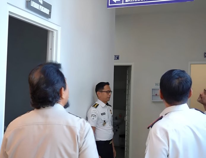 WNA Harus Paham Budaya dan Adat Istiadat