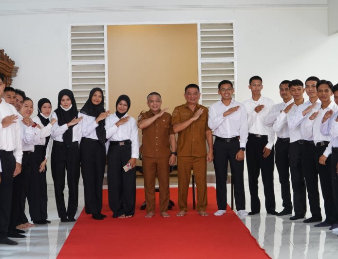 Lepas Calon Tenaga Kerja Program SSW ke Jepang, Wali Kota Ingatkan Peserta Jangan Cengeng
