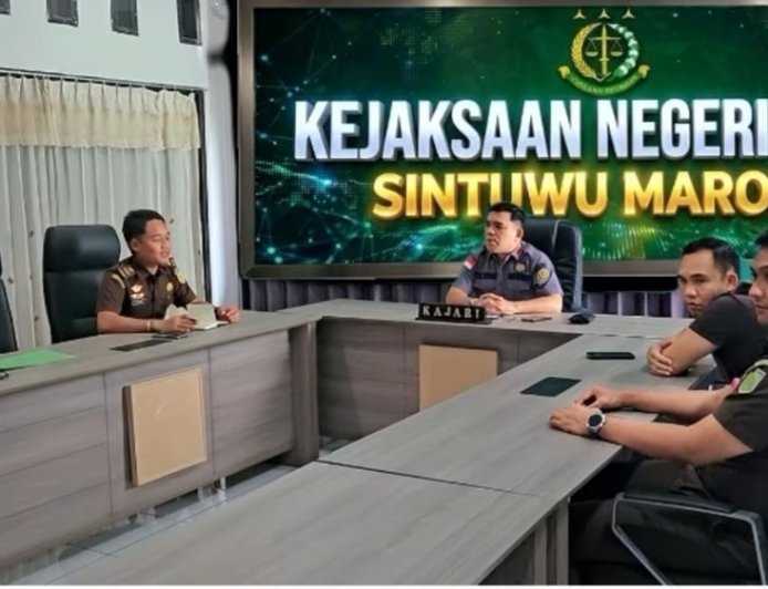 Rapat Monev Intelijen Kejari Poso, Kajari Berikan Masukan Strategis dan Matangkan Program Kerja