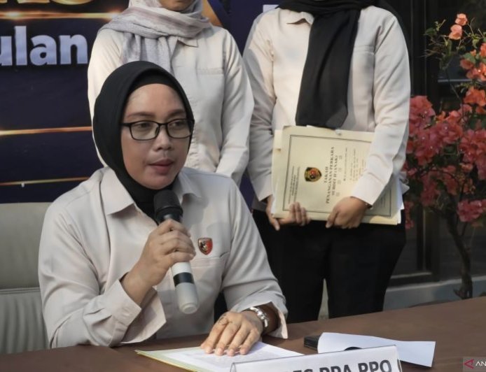 Polda Jabar Tetapkan Dokter IS Tersangka Pencabulan terhadap Anak Kandungnya