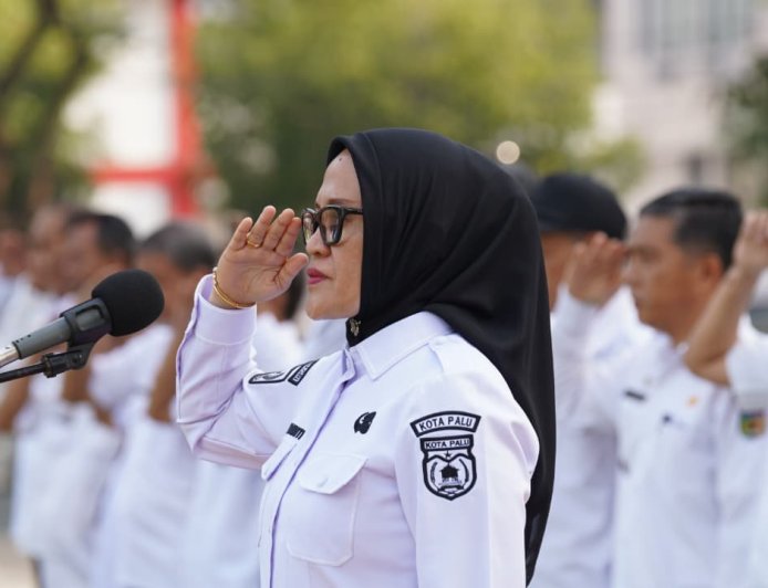 Sekdakot Pimpin Upacara Peringatan Hari Sumpah Pemuda ke-98 di Palu