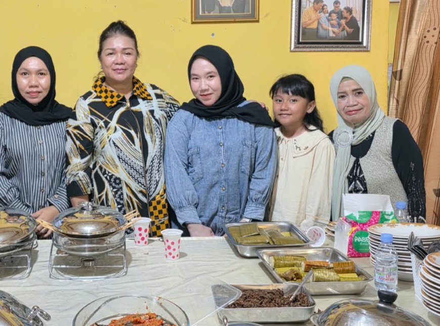 Jaga Kebersamaan Warga, Sesi Mapeda Gelar Perayaan Padungku