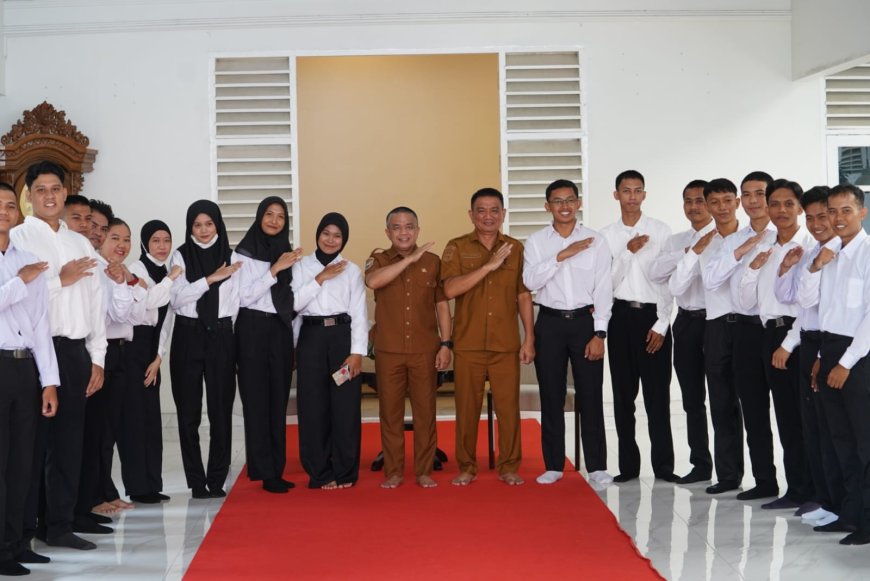 Lepas Calon Tenaga Kerja Program SSW ke Jepang, Wali Kota Ingatkan Peserta Jangan Cengeng